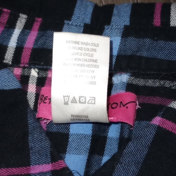 Betsey Johnson M Ruffle Front Sleep Shirt Top Long sleeve button front Plaid  M - Picture 5 of 7